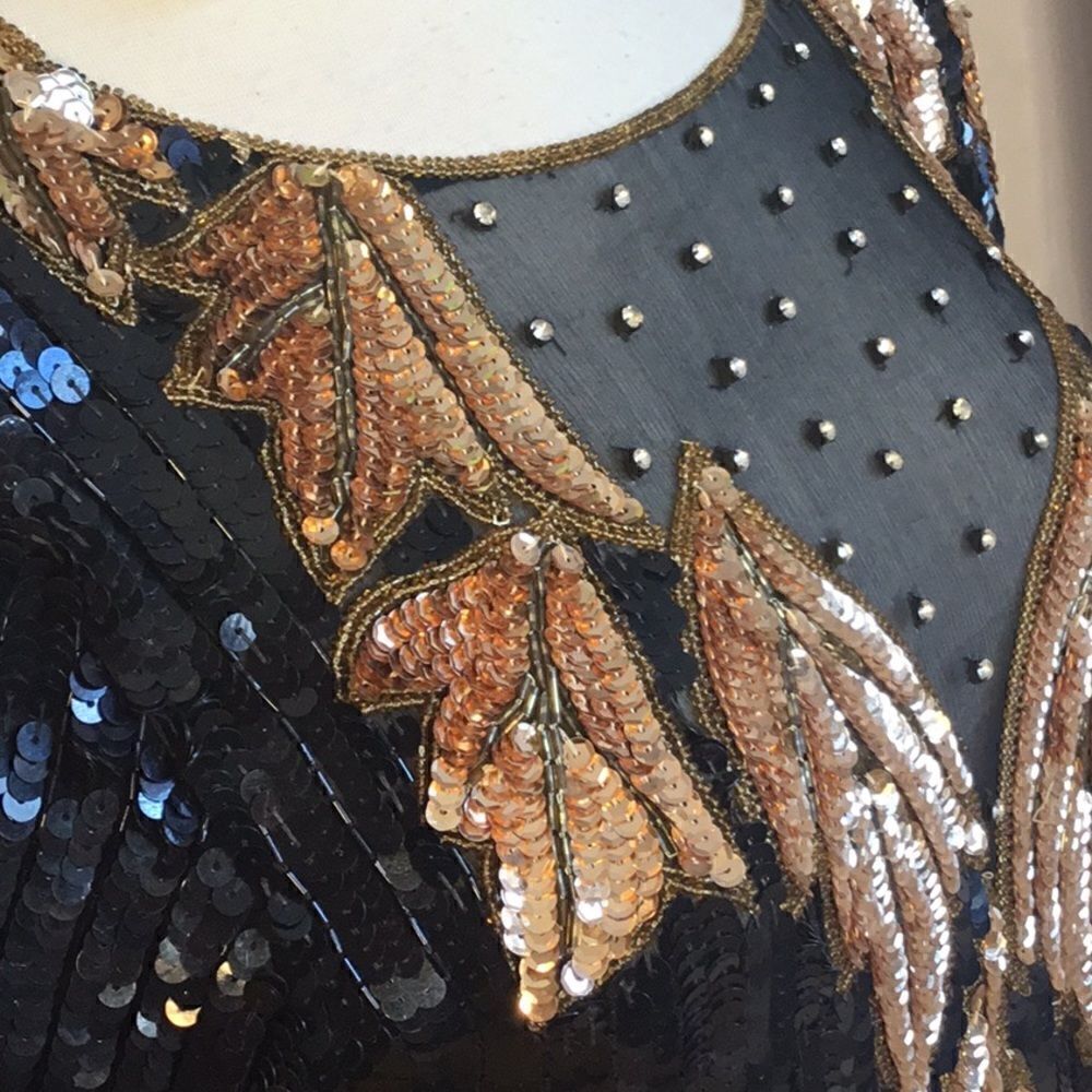 VINTAGE beaded & sequined gown in black & gold colors size medium - Picture 8 of 16